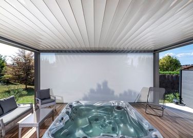 Store vertical Screen sur pergola